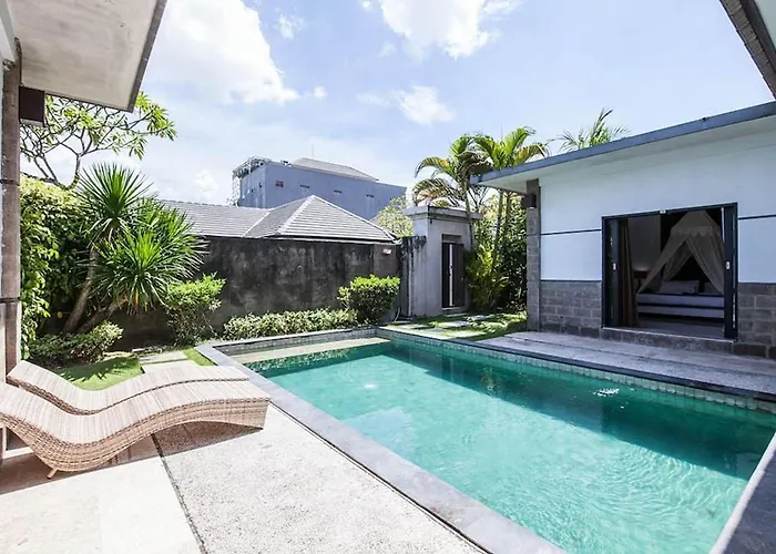 Kerobokan (Bali) hotels near Batu Belig Beach