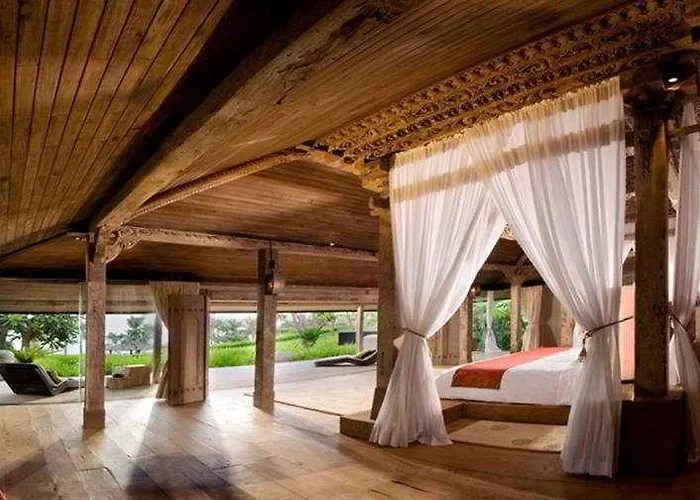 Pecatu (Bali) Hotels